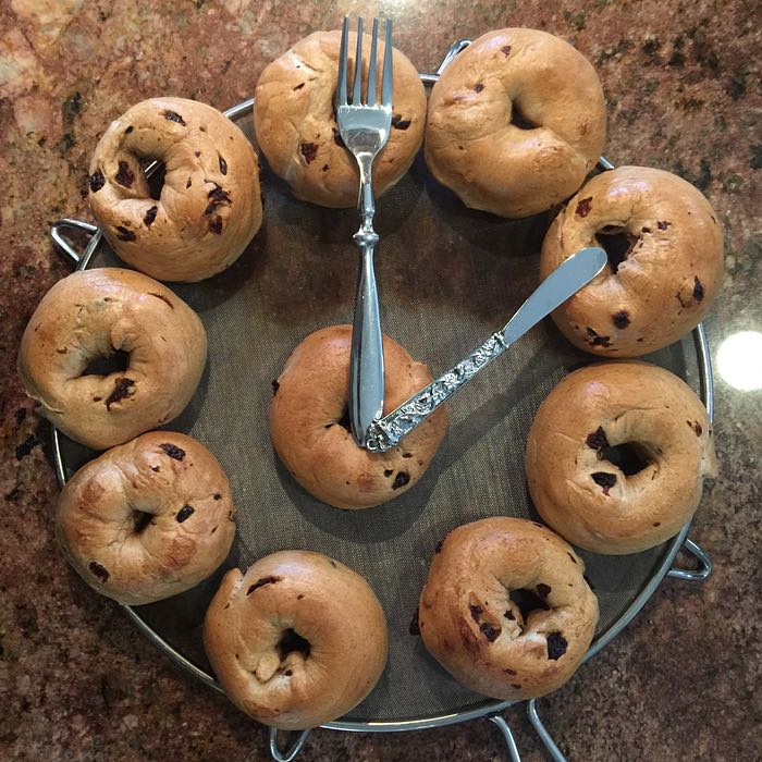 Bagels arranged as a clock